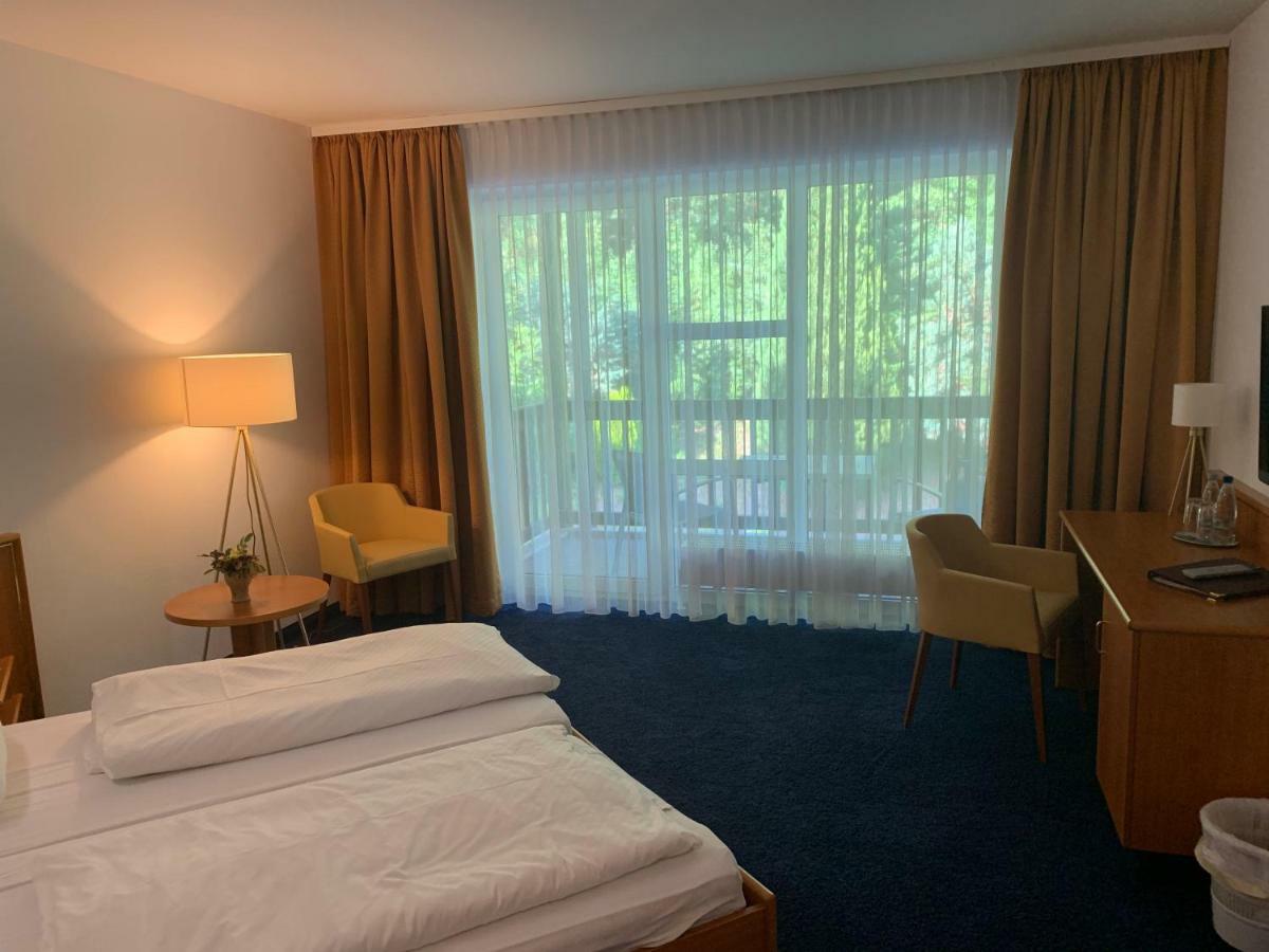 Hotel-Gasthof Huettensteinach Sonneberg Extérieur photo